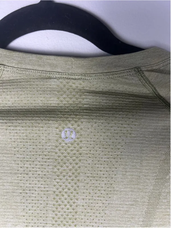 Lululemon Swiftly Tech Sage Green Long Sleeve Push The Distance Running Yoga - Image 5
