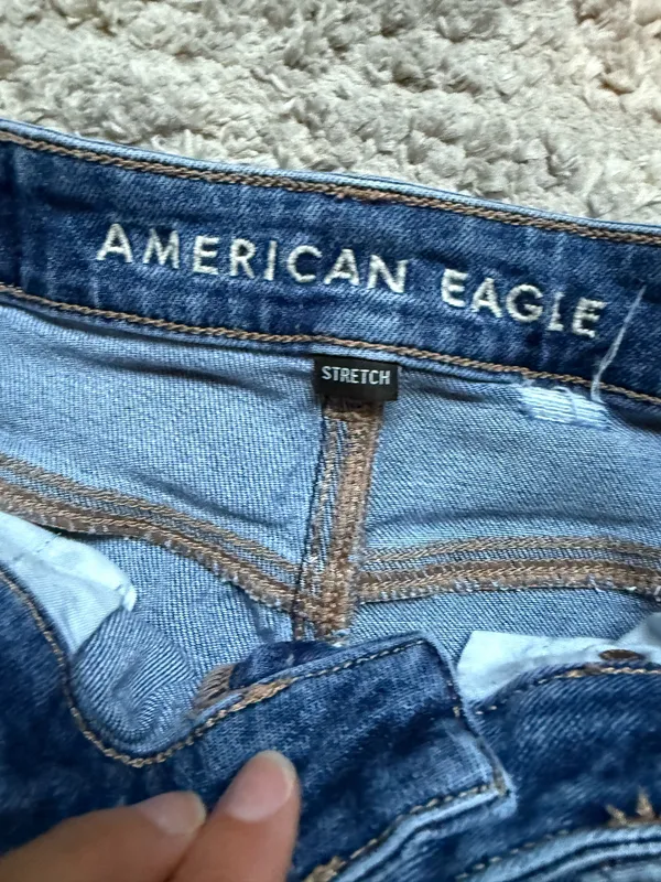 American Eagle Jeans - Image 4