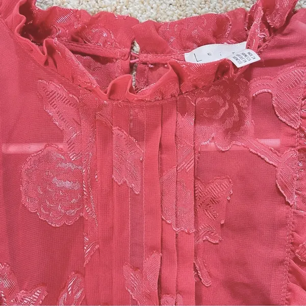 Leith floral blouse sheer ruffle pleated front keyhole‎ back coquette FLAWS - Image 4