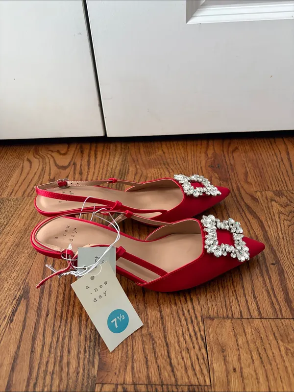 a new day Red Pointed Slingback Heels with Crystal Buckle Size 7.5 New - Image 7