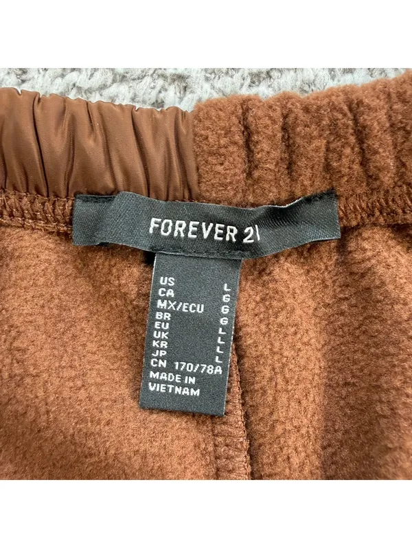 NWT Forever 21 Shorts Womens L Brown Bermuda Knit Lounge Fleece Font Drawstring - Image 4