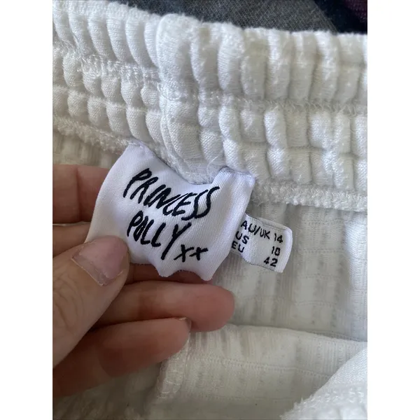 Princess Polly Waffle Knit Shorts Size 10 White‎ High Waist Textured Loungewear - Image 4