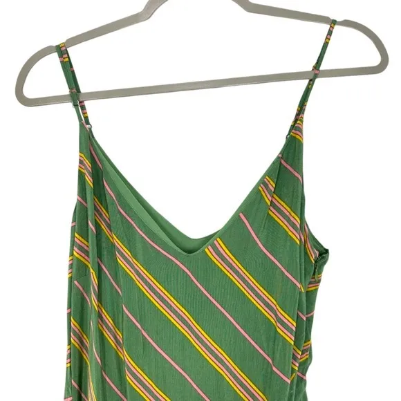 ASTR the Label Size Small Maxi Dress Olive Green Stripe V Neck Flowy Vacation - Image 4