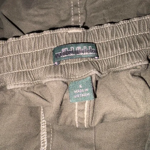 Wild Fable Dark Khaki Green Mini Cargo Skirt - Image 5