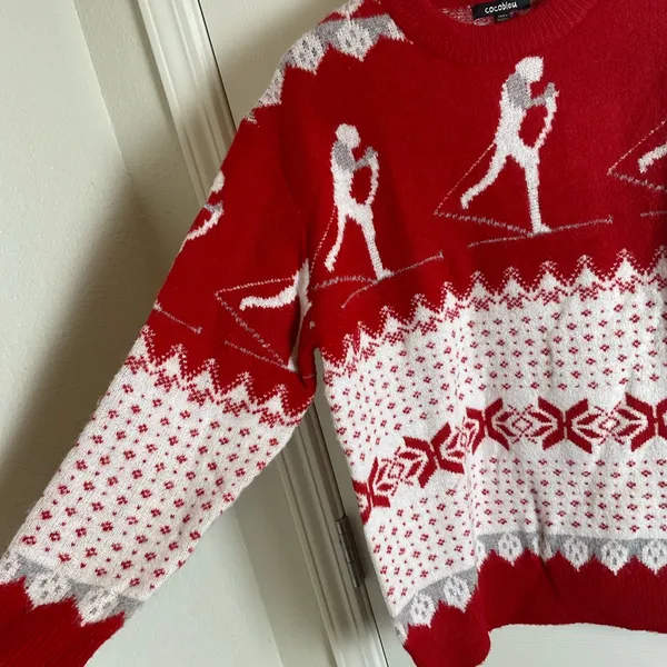 COCOBLEU WOMAN’S SKI SNOWFLAKE CHRISTMAS COZY SWEATER Size medium - Image 7