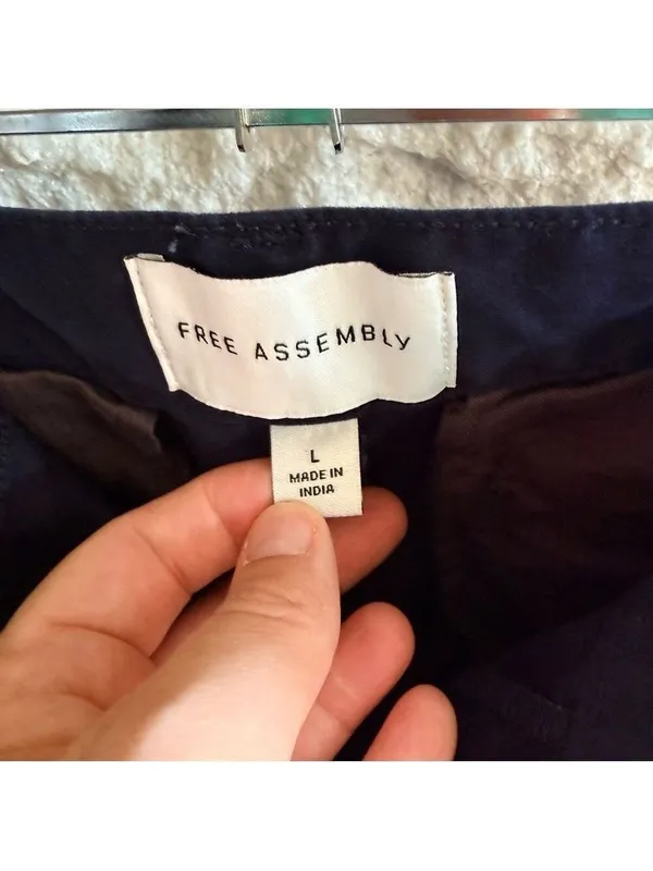 Free Assembly Navy Cargo Pants Large Blue - Image 5