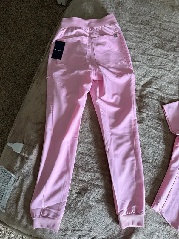 Fabletics High-Rise On-Call Scrub Joggers - Image 3