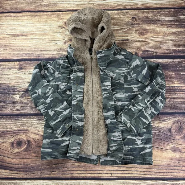 Kensie Jeans Camo Women’s Denim Army Military Sherpa Jean Jacket Full Zip Large - Image 2