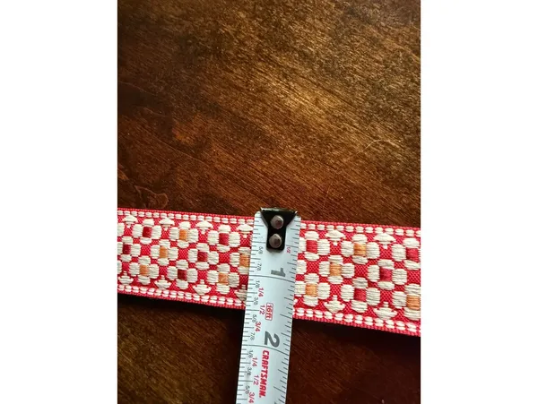 Eddie Bauer Medium Red and White Patterned Belt - Image 7