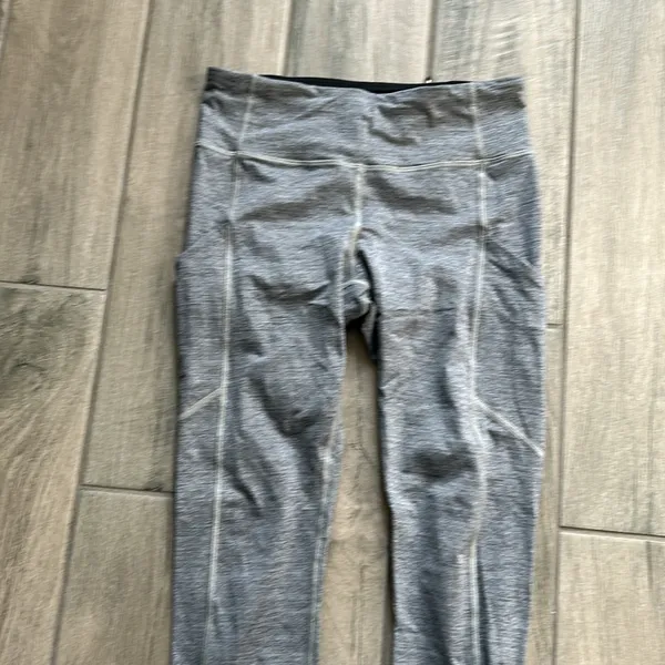 Lululemon gray leggings - Image 2