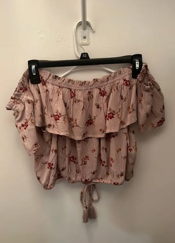 American Eagle Off-Shoulder Crop Top - Image 2