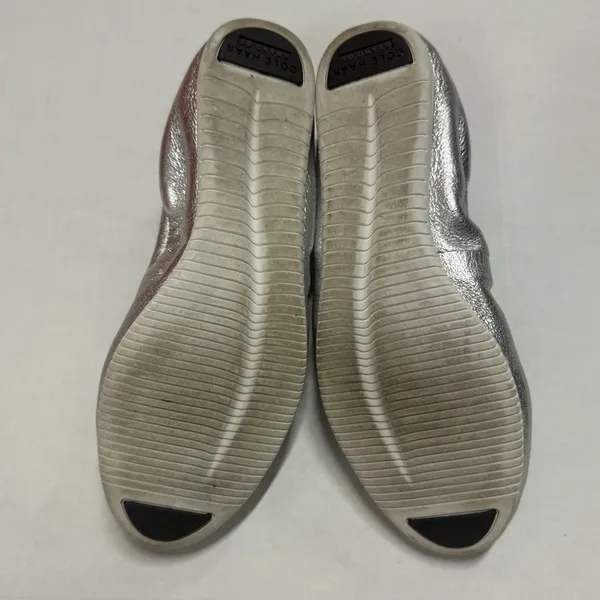Cole Hahn StudioGrand Silver Leather Ballet Flats Slip-on Shoes Women's Size 5.5 - Image 4