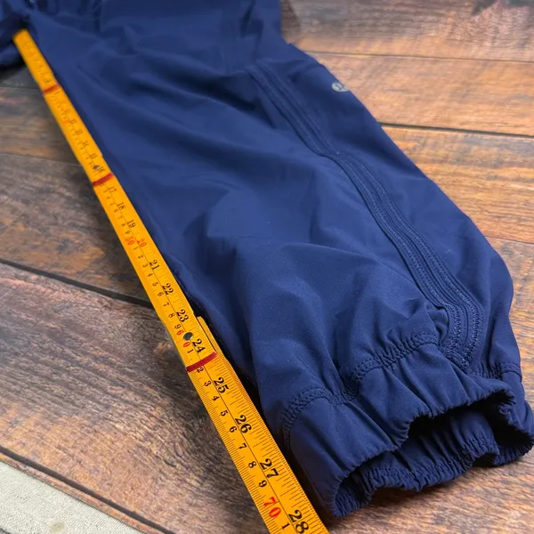 Lululemon Women’s Size 10 Performance Athletic Joggers (No Ankle Zippers) - Image 9