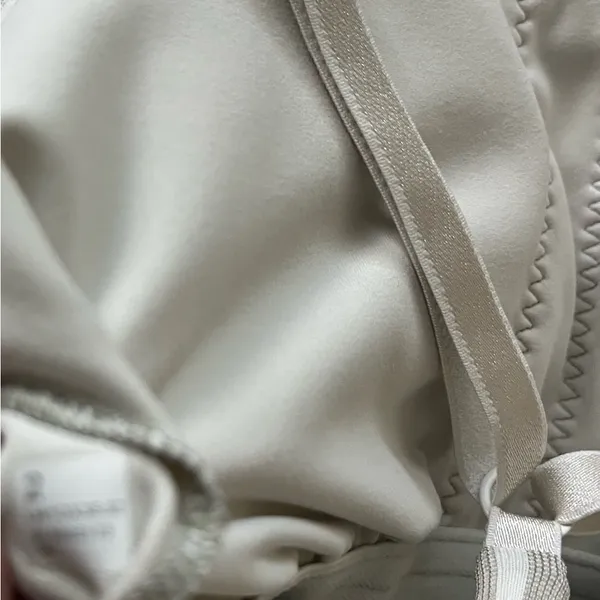 lululemon athletica Strappy Seamless Yoga Shelf Tank -Size 2 - Image 5