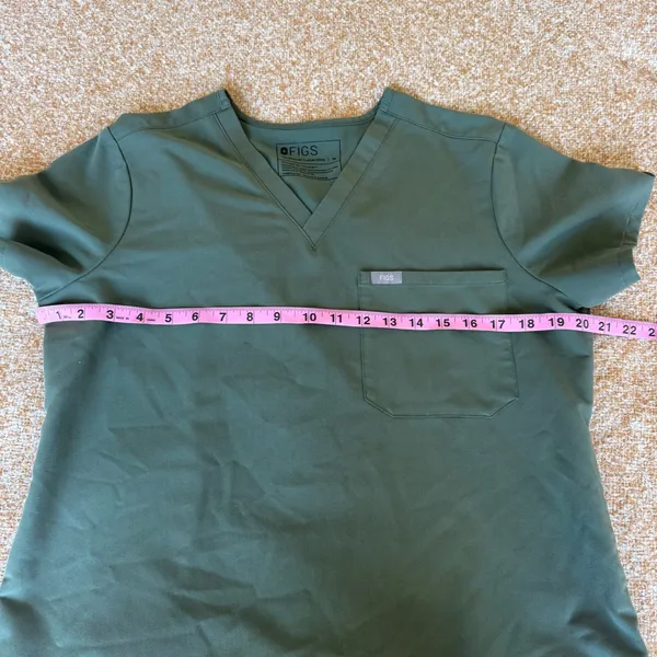 FIGS V-Neck Scrub Top Olive Green Women Medium Nurse Healthcare Uniform - Image 6