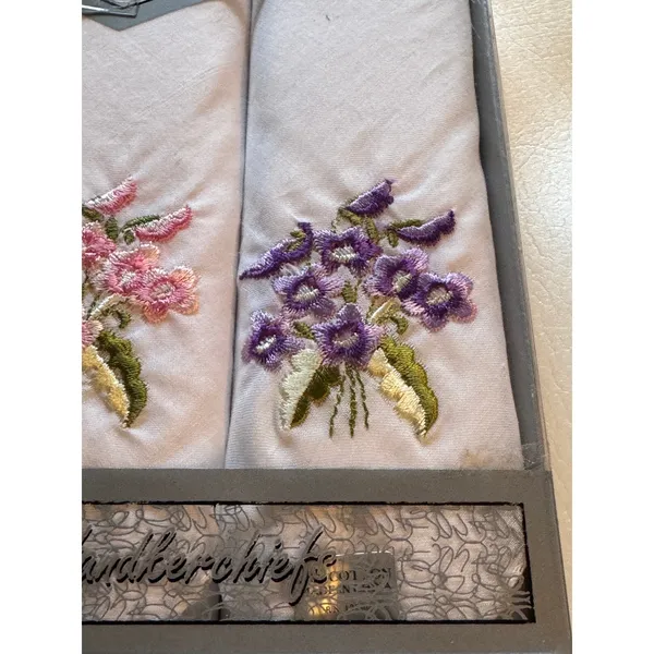 Handkerchief Set · Embroidered Cotton · White Floral · New in Box - Image 4