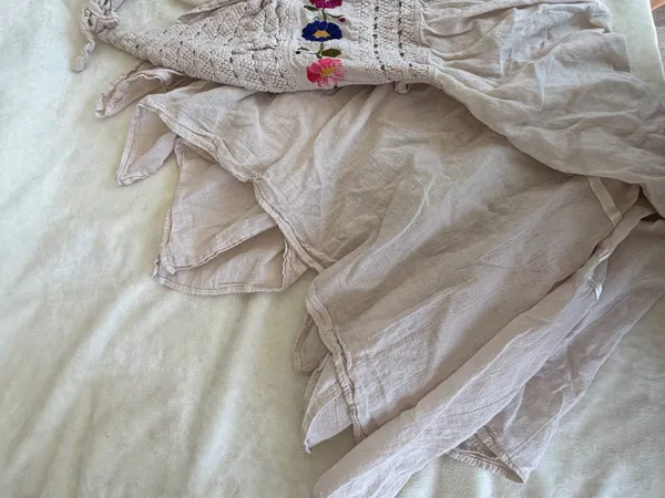 Vintage Lace Summer Dress - Image 3