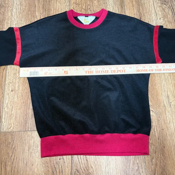 VTG 70s Ms Lee Velour Sweatshirt Black Red Crewneck Top USA Made Women's M retro - Image 3