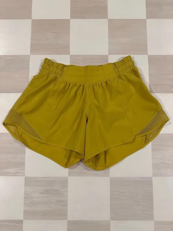 lululemon hotty hot short ii lr low rise lined long 4” soleil yellow 4 W7AWBT - Image 6
