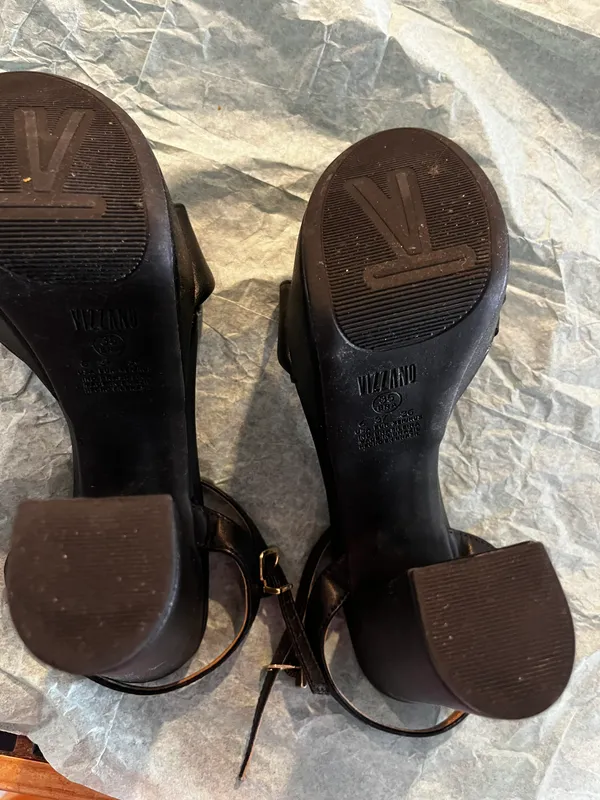 Black Heels Size 6 - Image 8