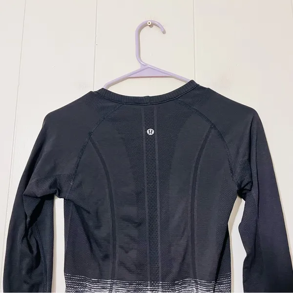 Lululemon Swiftly Tech Long Sleeve Crew Black Ombre Athletic Top 4 - Image 7