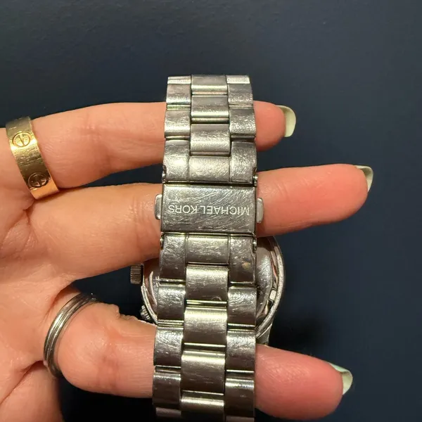 Michael Kors Silver Chronograph Timepiece - Image 3