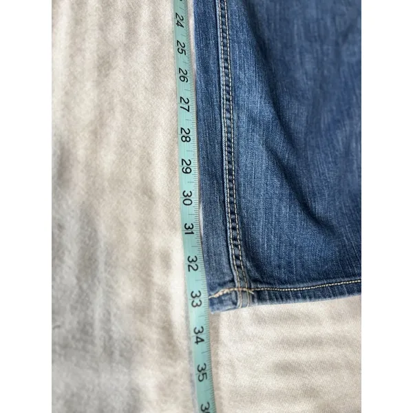 Wrangler Rock 47 Med Wash Boyfriend Fit‎ Jeans Mid Rise Size 33x33 Distressed - Image 6