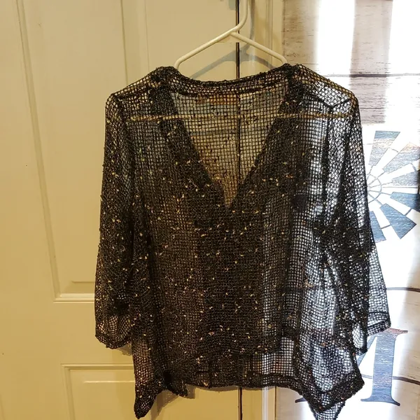 Chic Black Mesh Women's Cardigan with Button Accents - Image 3