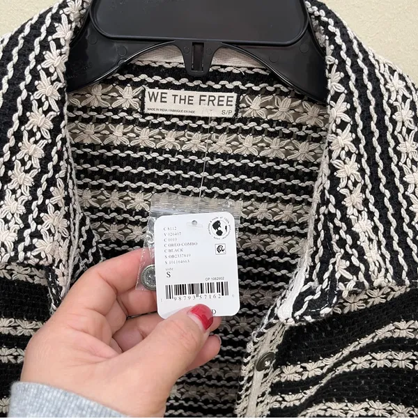 NWT Free People black and white striped knit blaze / jacket knit size small - Image 2