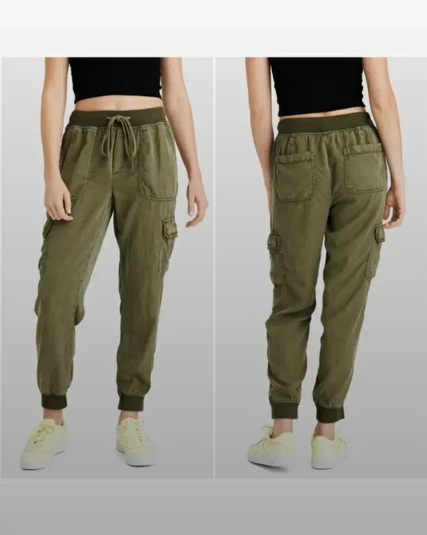 American Eagle Green Elastic Waist Cargo Joggers Size Small Short - Image 2
