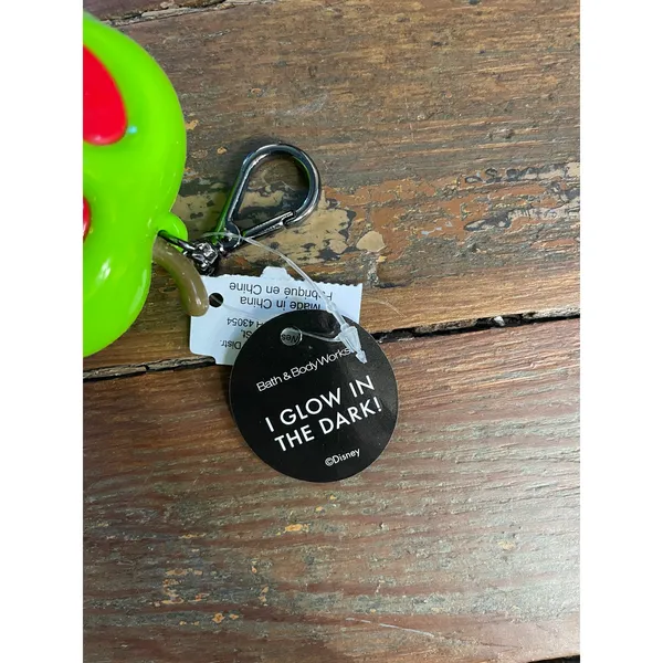 Bath & Body Works Disney Villains Glow in the Dark Keychain Set Poison Apple Maleficent - Image 7