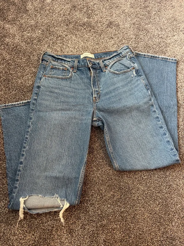 Abercrombie the 90’s straight mid rise - Image 3