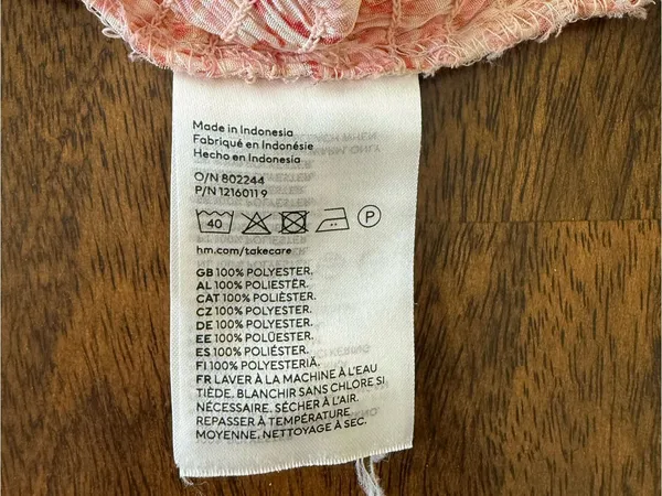 H&M Pink Floral V-Neck Smocked Waist Blouse - Image 4