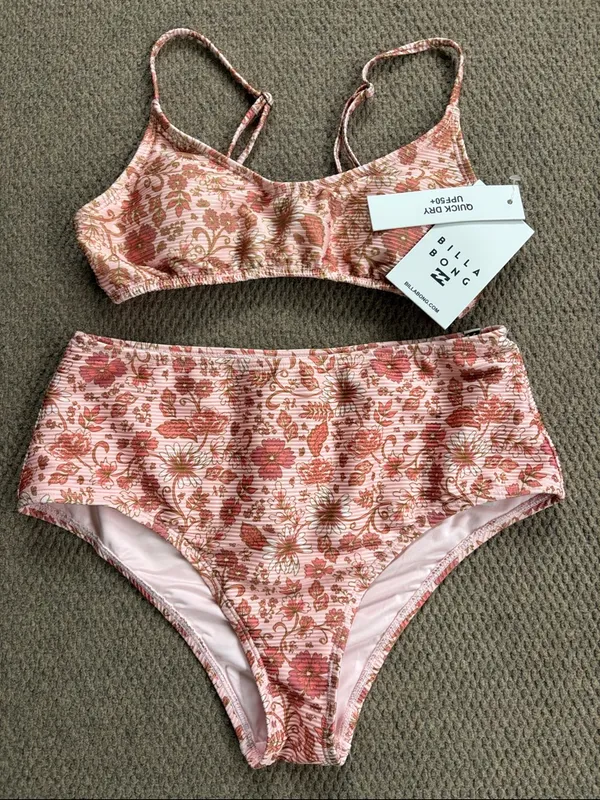 NWT Billabong Retro Rise Ribbed Bikini Top Size Small Bottoms Size Medium - Image 3