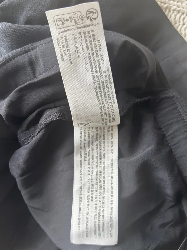 Abercrombie NWOT black pleated mini skirt XS - Image 6