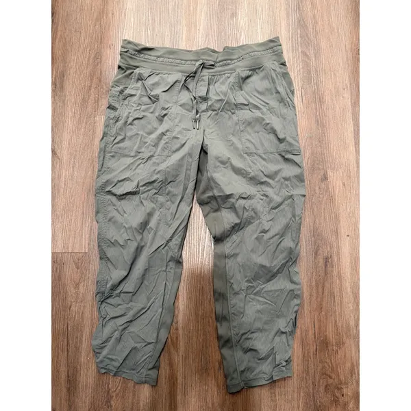 Lululemon Dance‎ Studio Pant Unlined Sage Green Pinstripe Size 14 Jogger - Image 2