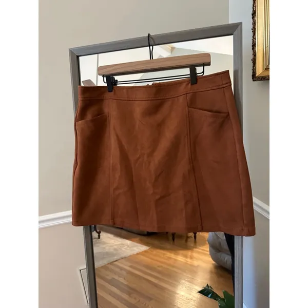 Women's LOFT Brown Suede Skirt Size 16 Toasted Biscotti - Image 3