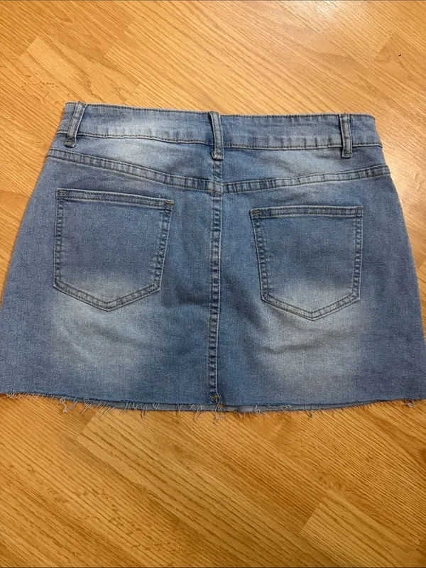 Light Wash Denim Mini Skirt Blue Size M - Image 2