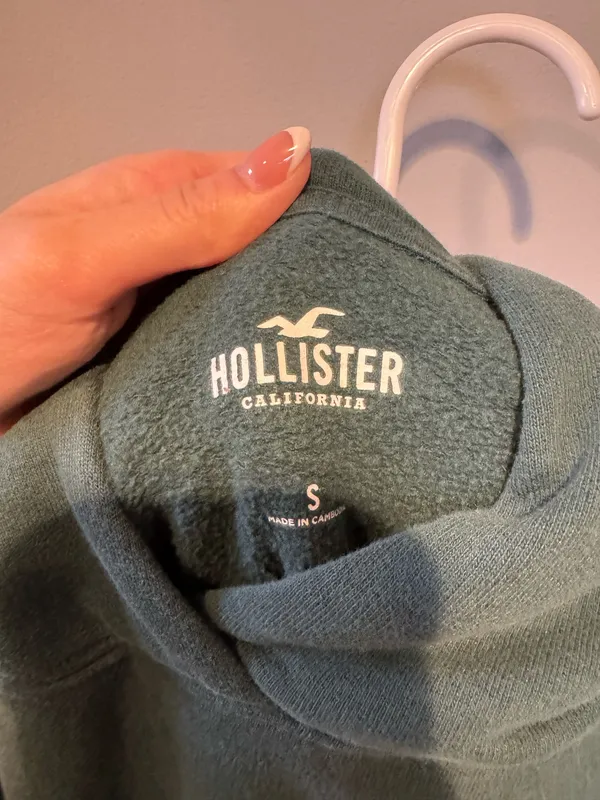 Green Hollister Hoodie Women’s - Image 4