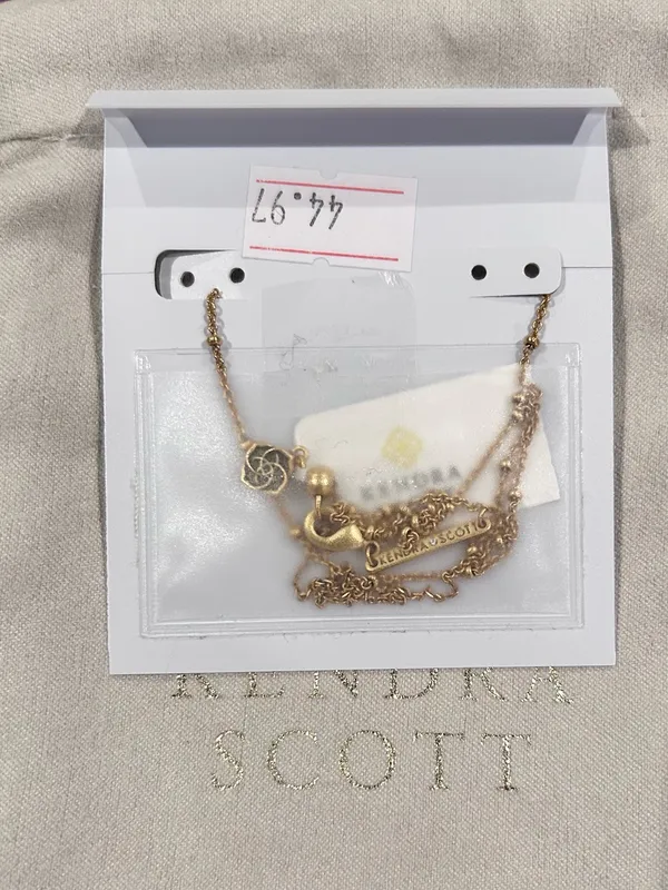NWT Kendra Scott Mini Elisa Vintage Gold Satellite Short Pendant - Image 6