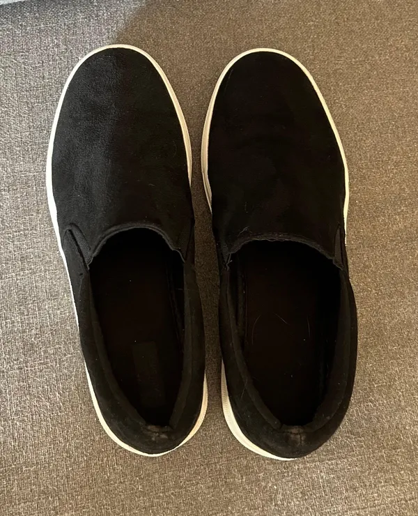 Slip On Black Shoes Size 8.5 - Image 2