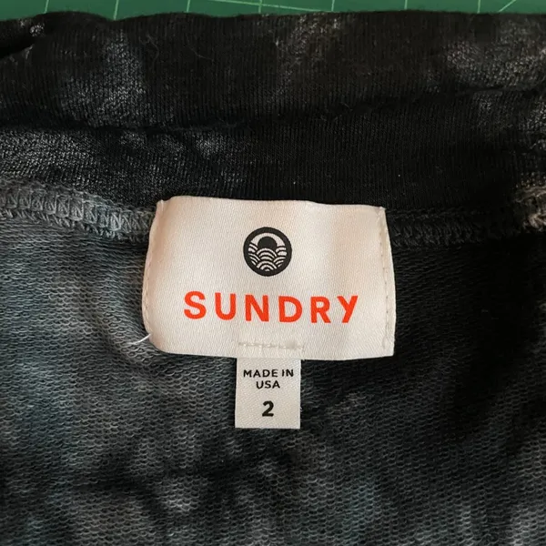 Sundry Women 2 Black Gray Tie Dye French Terry Skirt Athleisure Comfort Beach - Image 6