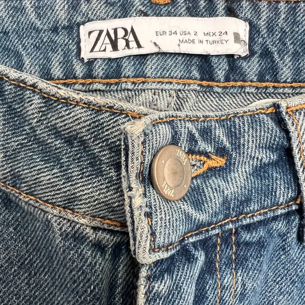 Boyfriend Jeans. Size 2 US - Image 5
