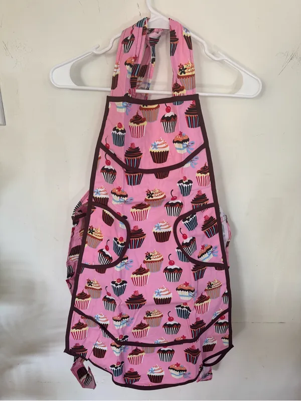 Cupcake Print Pink Women's Apron - Cute Kitchen Accessory - Image 2