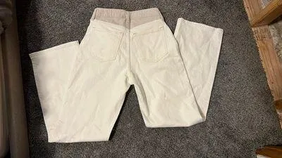 Abercrombie Jeans - Image 3