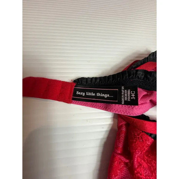 Victoria's Secret Sexy Little Things Red Lace Bra Bodysuit Lingerie 34C‎ - Image 2