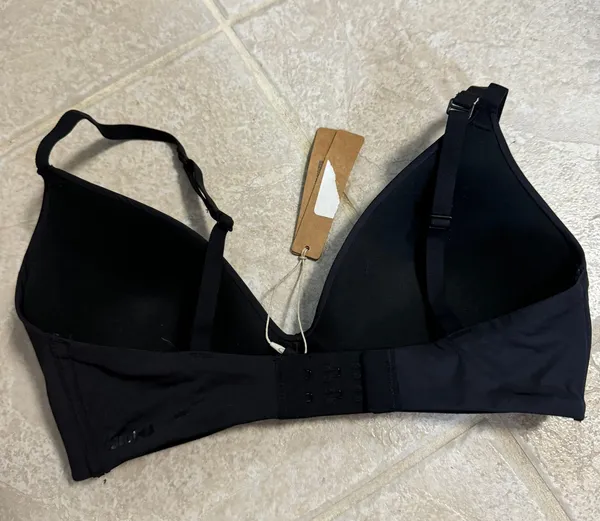 SKIMS NWT  Wireless Form Lightly Lined Bra - Image 5