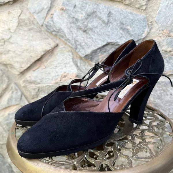 Gucci Vintage Black Suede Heels size 7 - Image 12