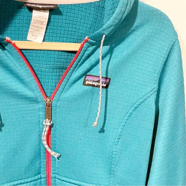 Patagonia Size XS Teal Full Zip Lightweight‎ Hooded Jacket Athletic - Image 2