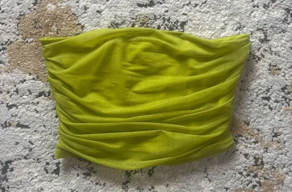 NWOT Zara Green Strapless Top - Image 4